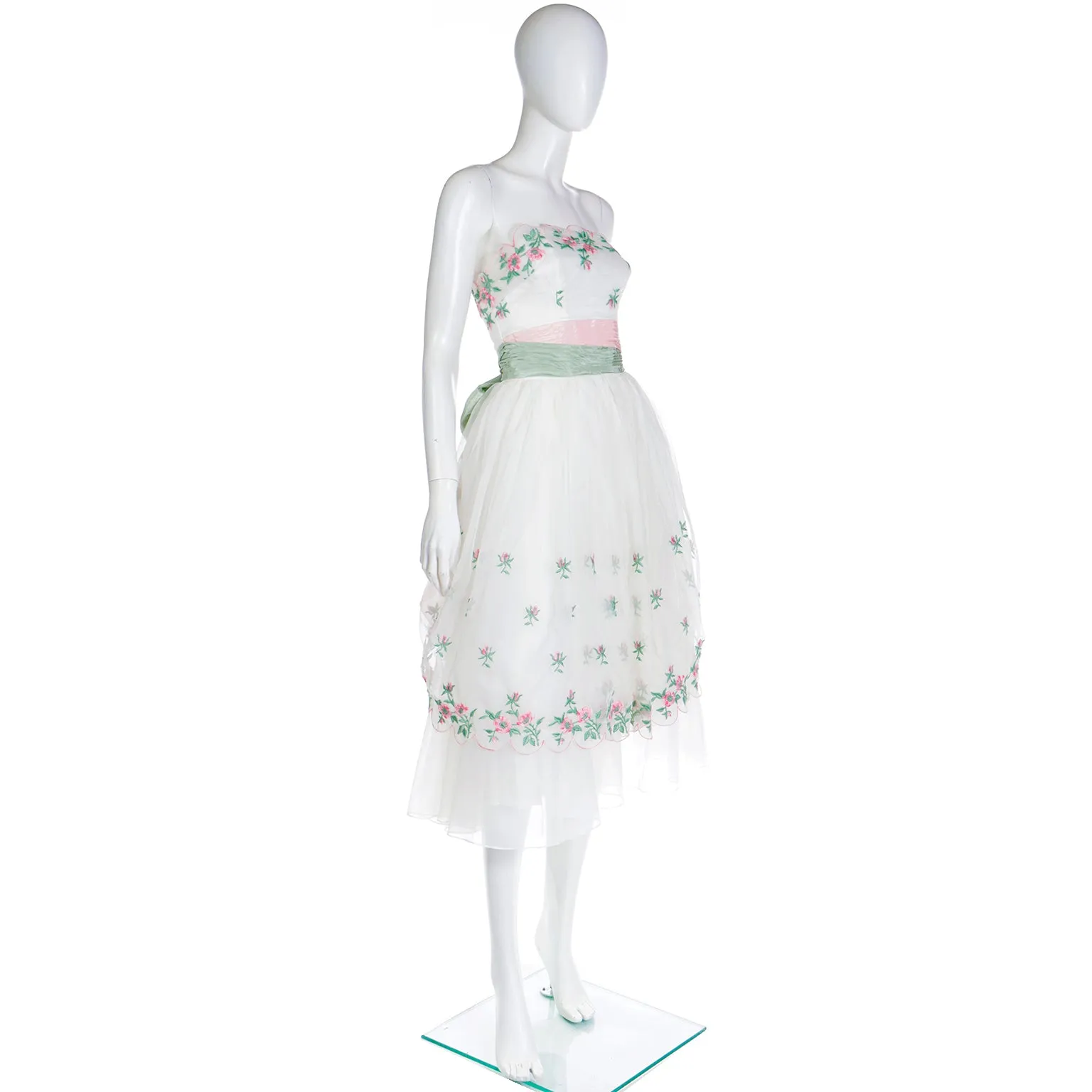 1950s Emma Domb White Party Dress w Pink Roses & green Leaves