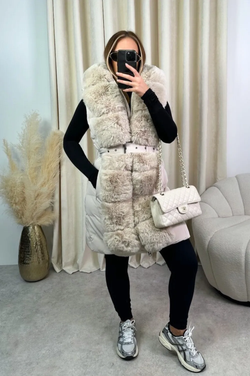 Anna cream Long puffer gilet with faux fur