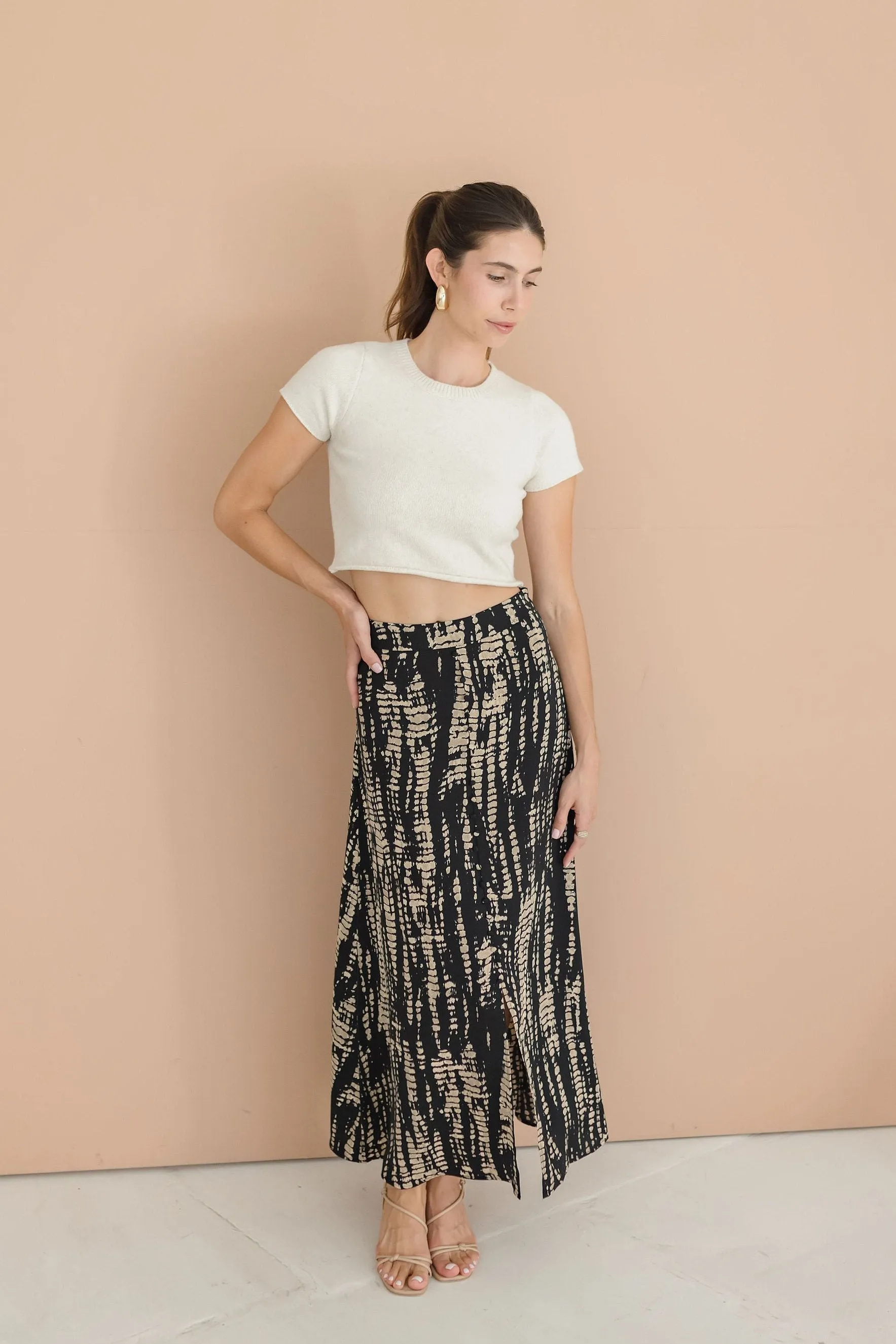 Audrina Abstract Print Maxi Skirt Black