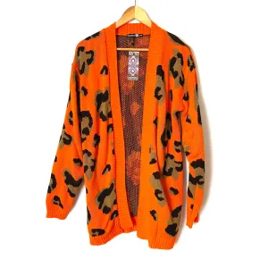 Boohoo Tall Orange Leopard Print Cardigan NWT- Size S/M