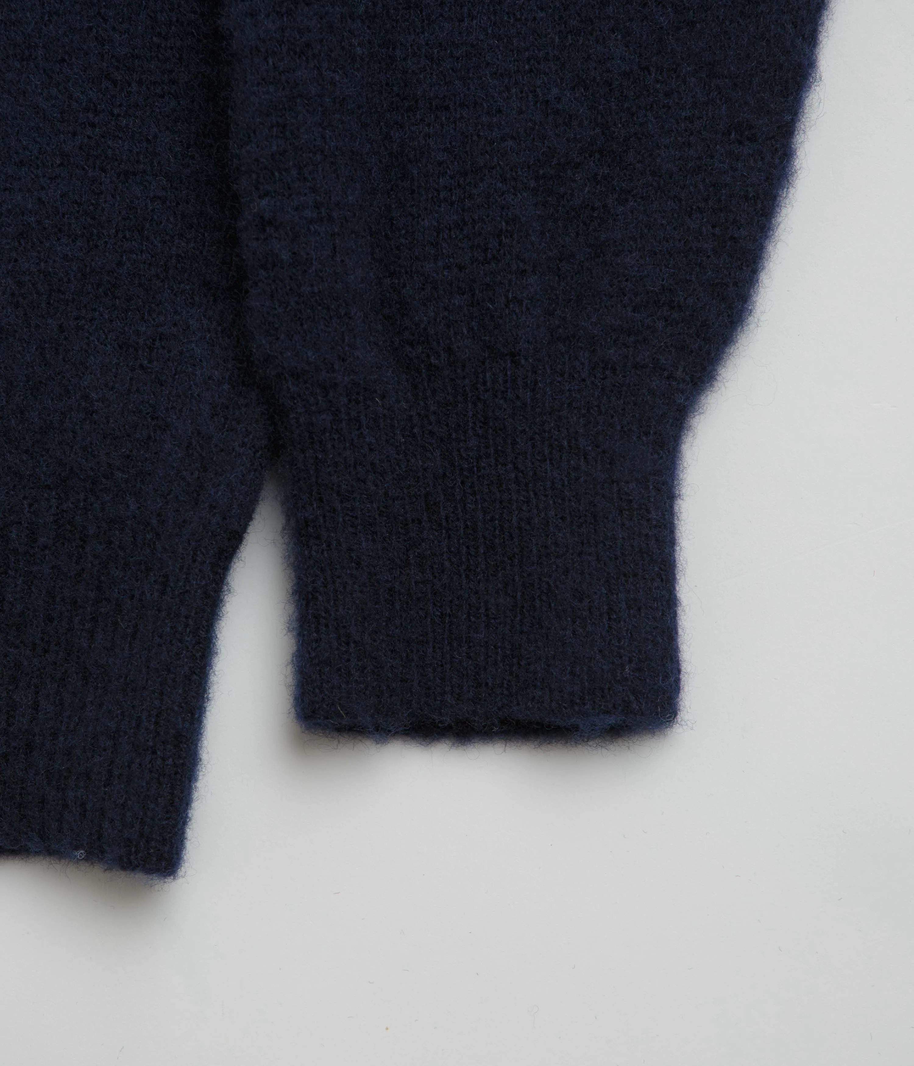 Howlin' Four Eyes Cardigan - Navy