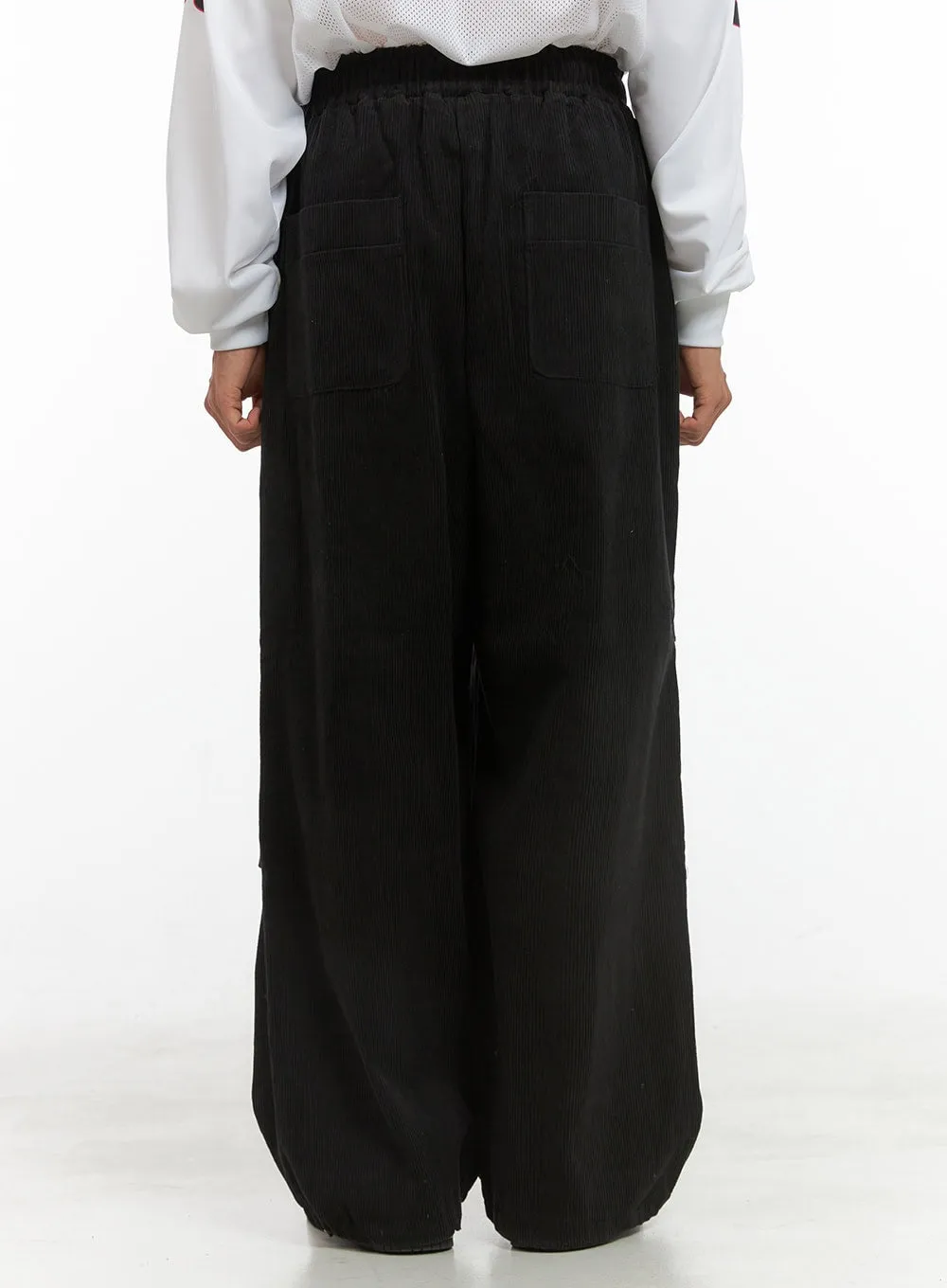 Men's Corduroy Pintuck Parachute Pants (Black) IS420