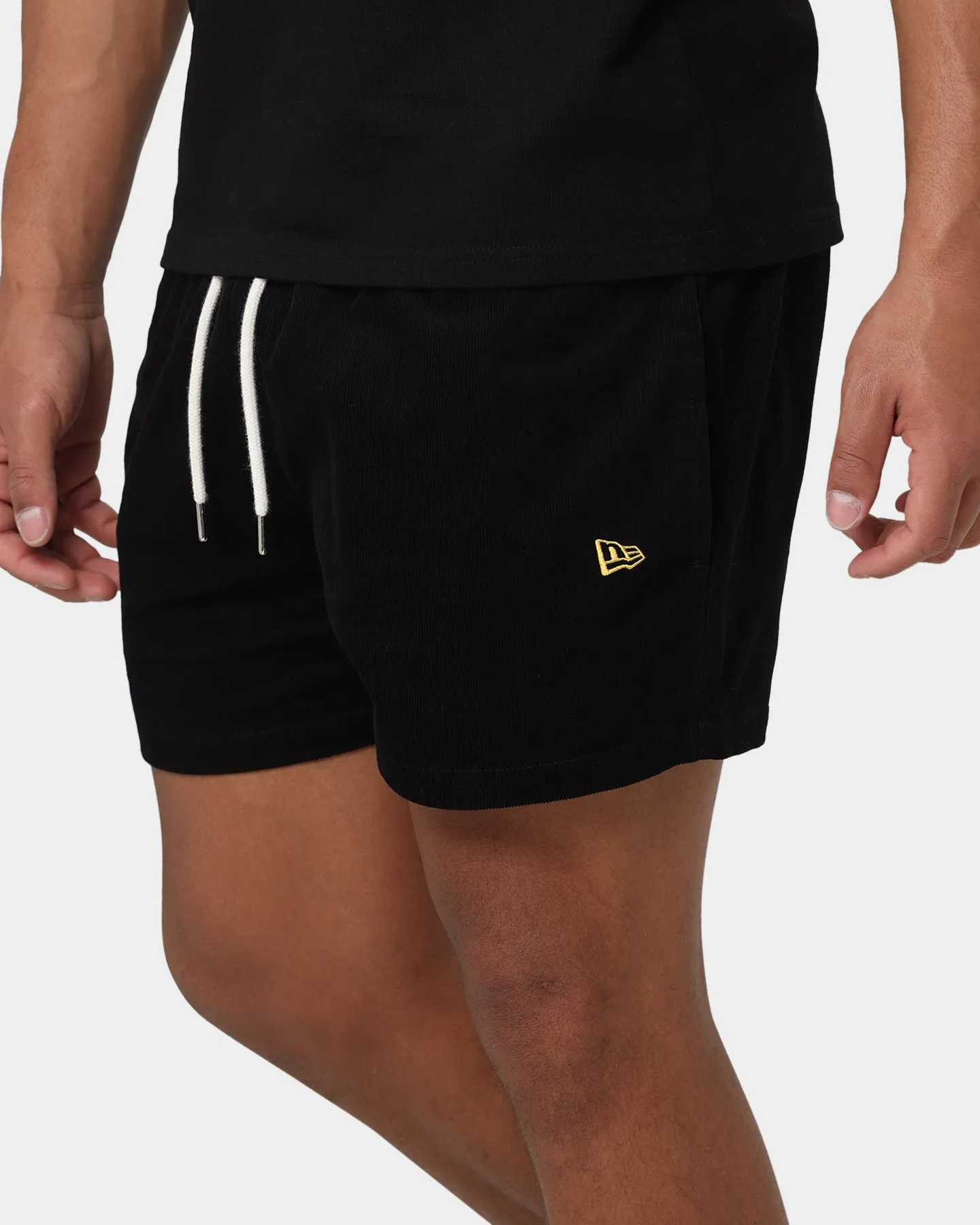 New Era San Diego Padres Corduroy Shorts Black